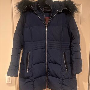 *LIKE NEW!” Tommy Hilfiger Women's Dark Blue Puffer Jacket with Faux Fur Hood